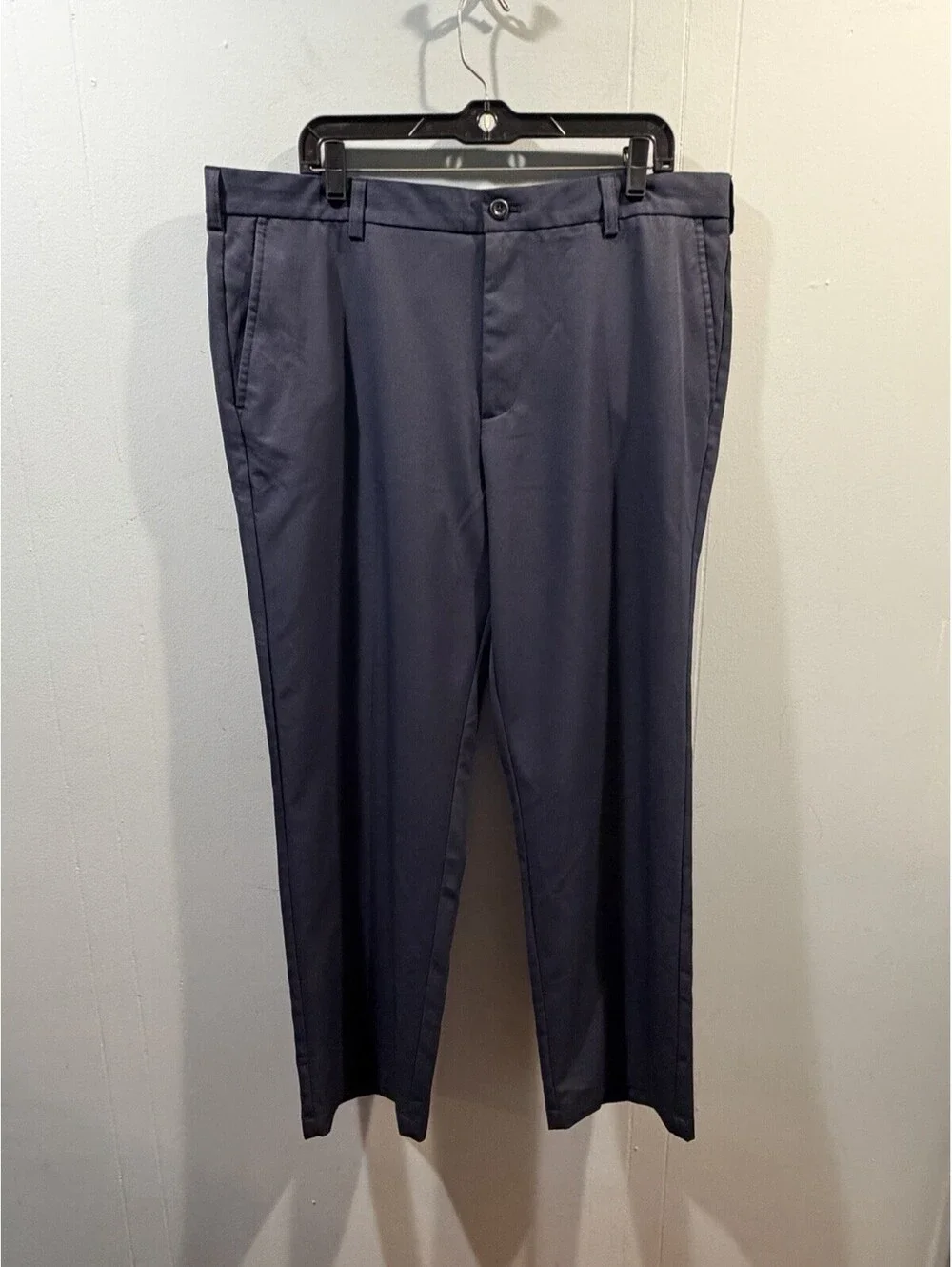 Izod Golf Slim Fit Pant Size 38/30 Navy